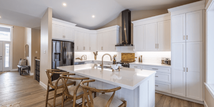 Custom Kitchen Cabinets